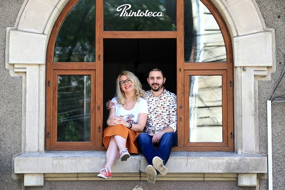 VIDEO Printoteca - o afacere cu fonduri europene care face bani din print pentru designeri si artisti 