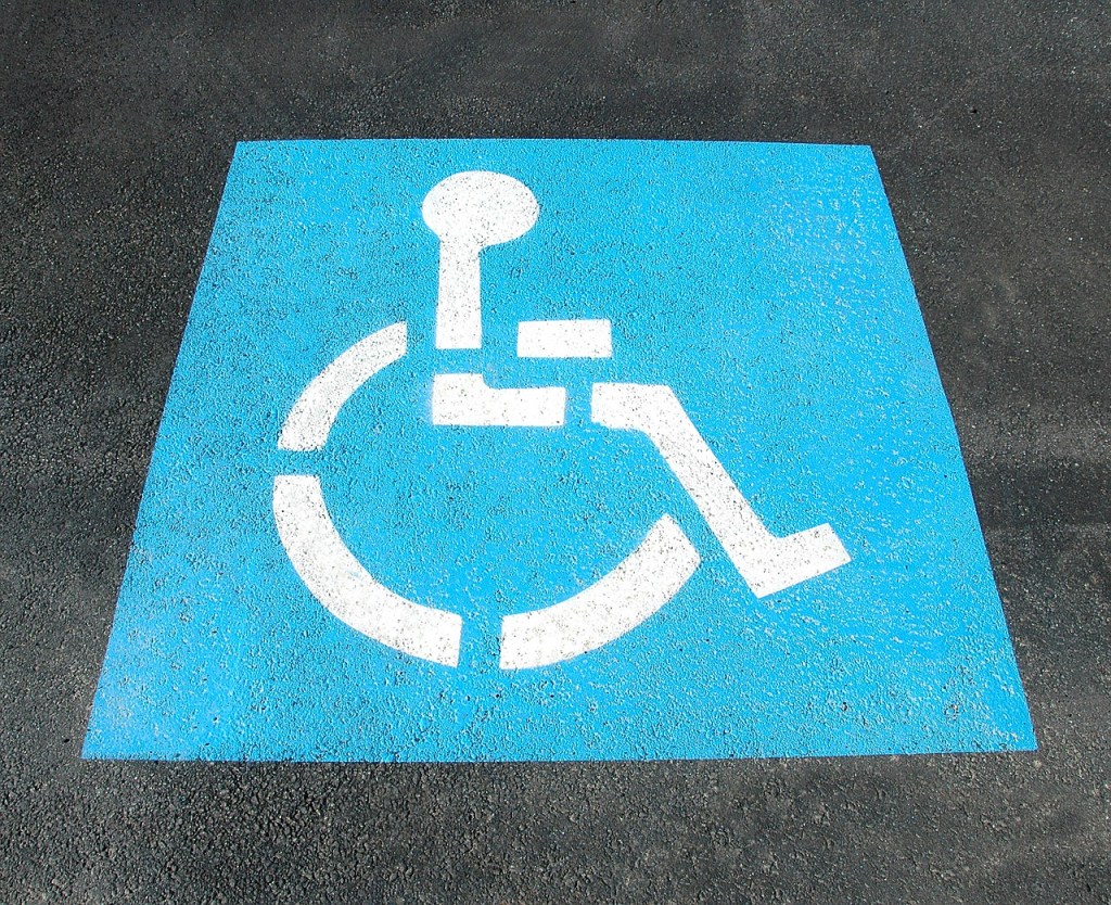 Noi facilitati pentru persoanele cu disabilitati