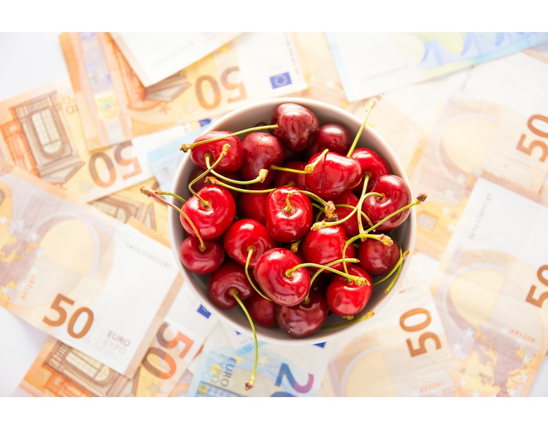 cirese-euro-dreamstime