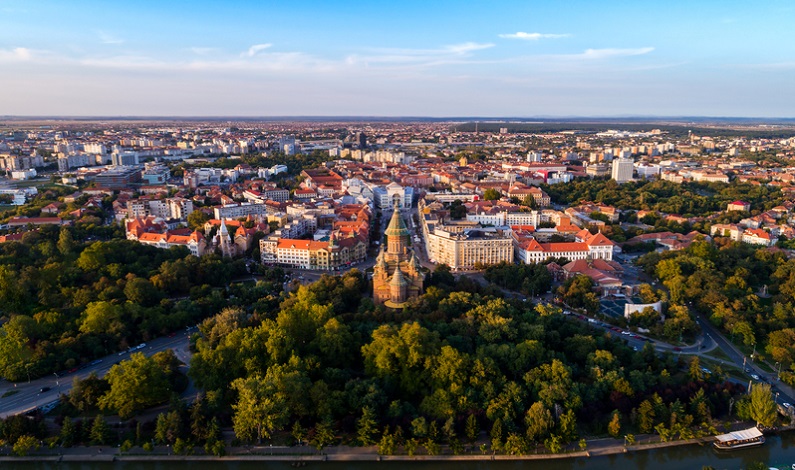 Studentii din Timisoara vor lua lectii de business de la BVB