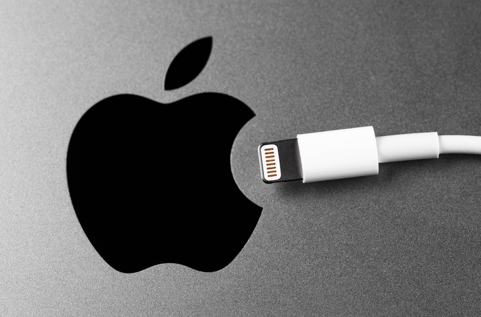 apple-charger-dreamstime