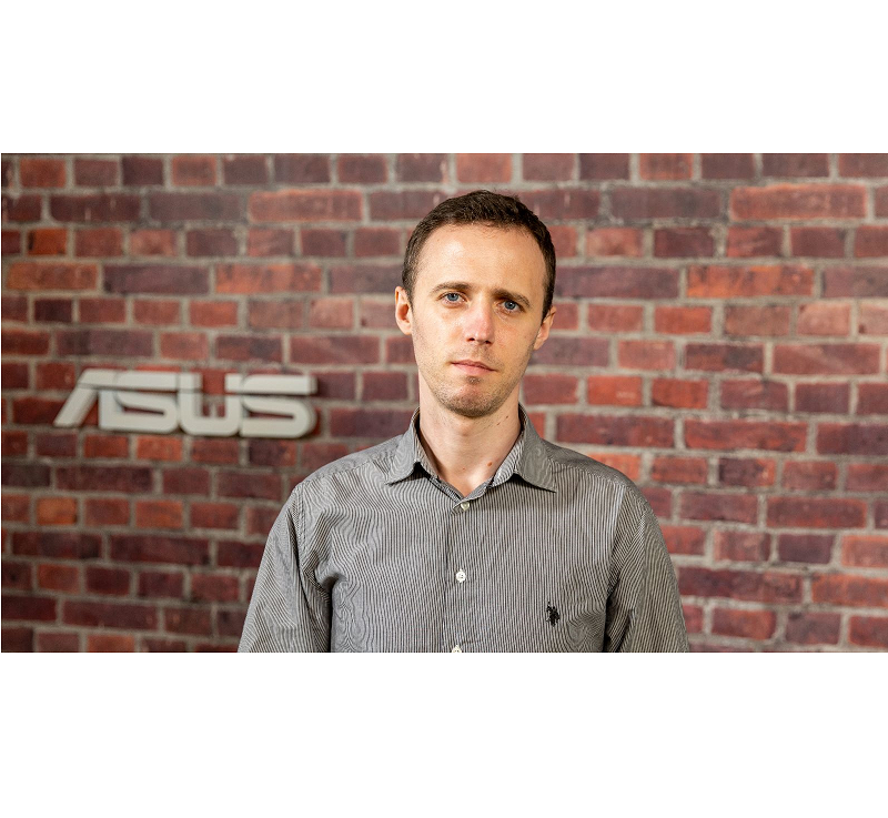 Bogdan Ivascu-Asus Romania