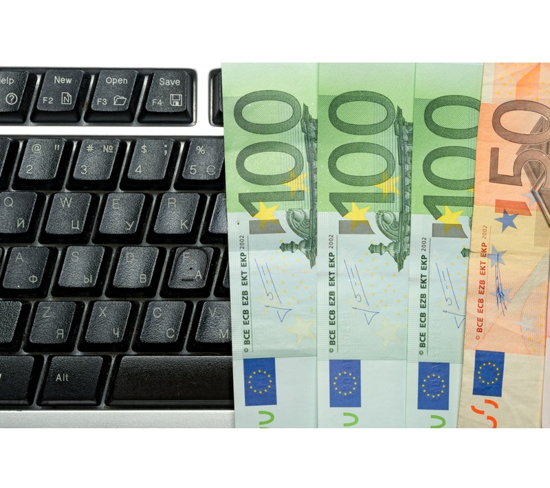 bancnote-euro-calculator-dreamstime