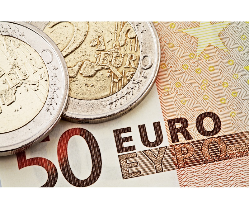 euro-moneda-bancnota-dreamstime