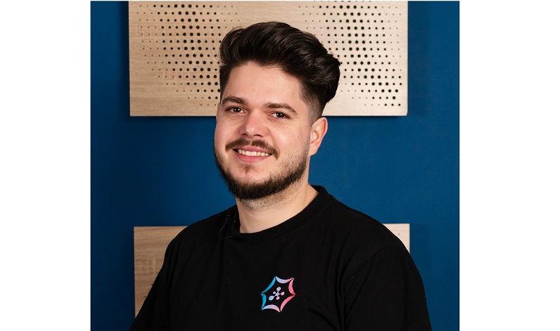 CEO Synaptiq