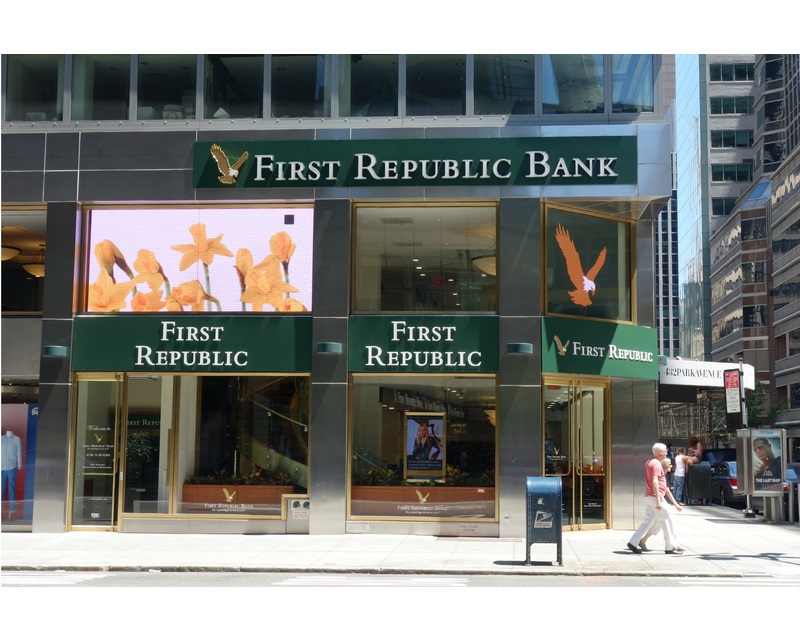 first republic bank-sua-dreamstime