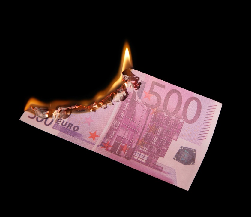 bani-euro-foc-dreamstime