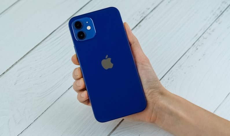 iPhone 12