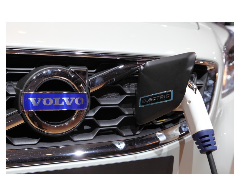 volvo-masina-electrica-dreamstime