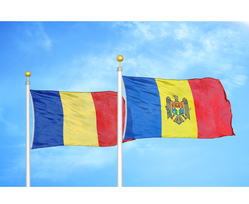 romania-moldova-steaguri-dreamstime.jpg