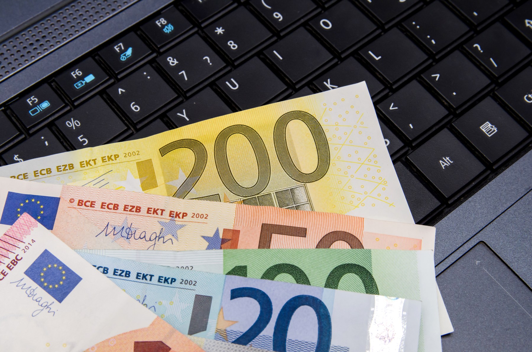 bani euro computer