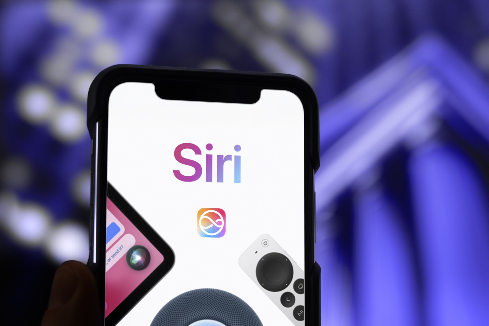 Asistentul virtual Siri pe iPhone