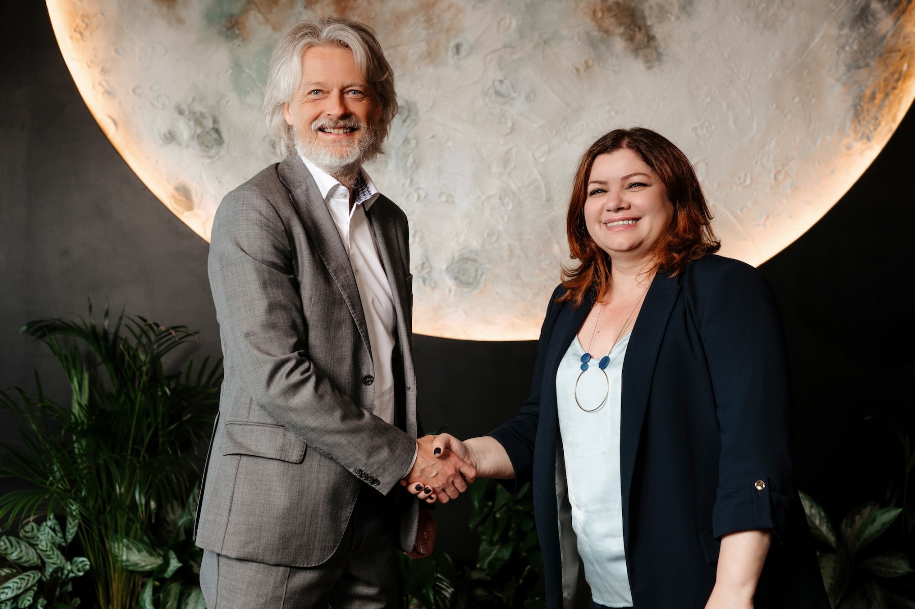Piotr Ciski, Symfonia și Roxana-Epure, NextUp
