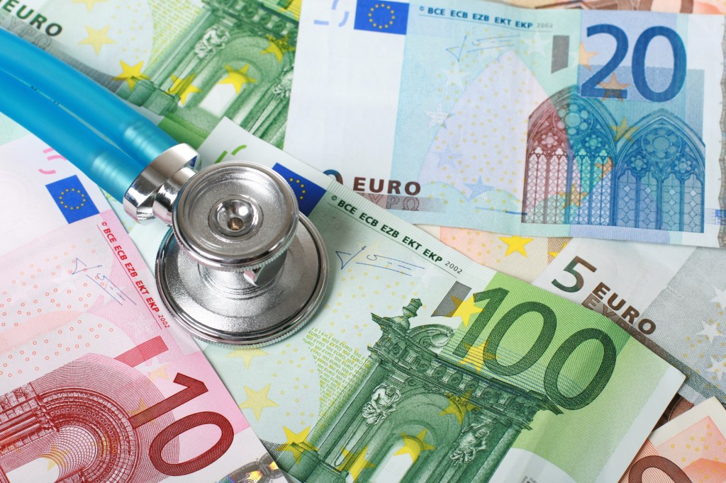 euro-bani-stetoscop