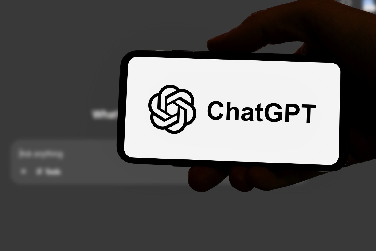 Logoul ChatGPT pe telefon