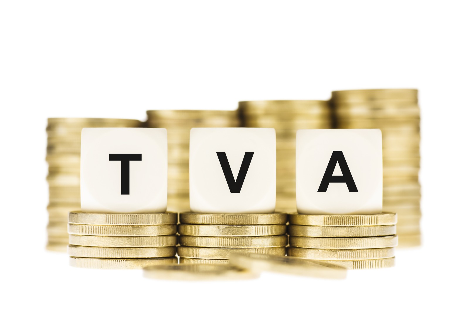 6 din 10 români se tem cel mai mult de creșterea TVA la 21% (studiu)