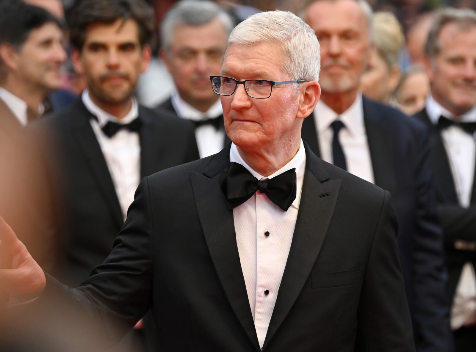 Tim Cook preia controlul diviziei de design de la Apple
