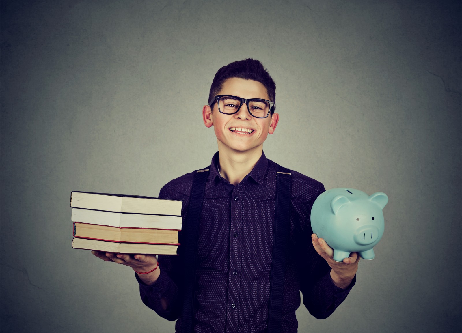 Profesorii români se pot înscrie pentru predarea de cursuri de educație antreprenorială, financiară și altele, oferite de JA România