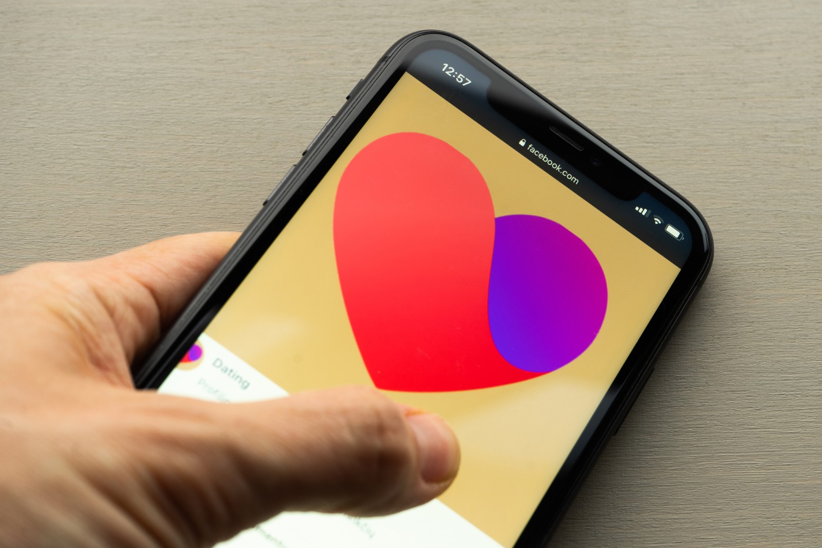 Meta va lansa un asistent AI pentru secțiunea Facebook Dating