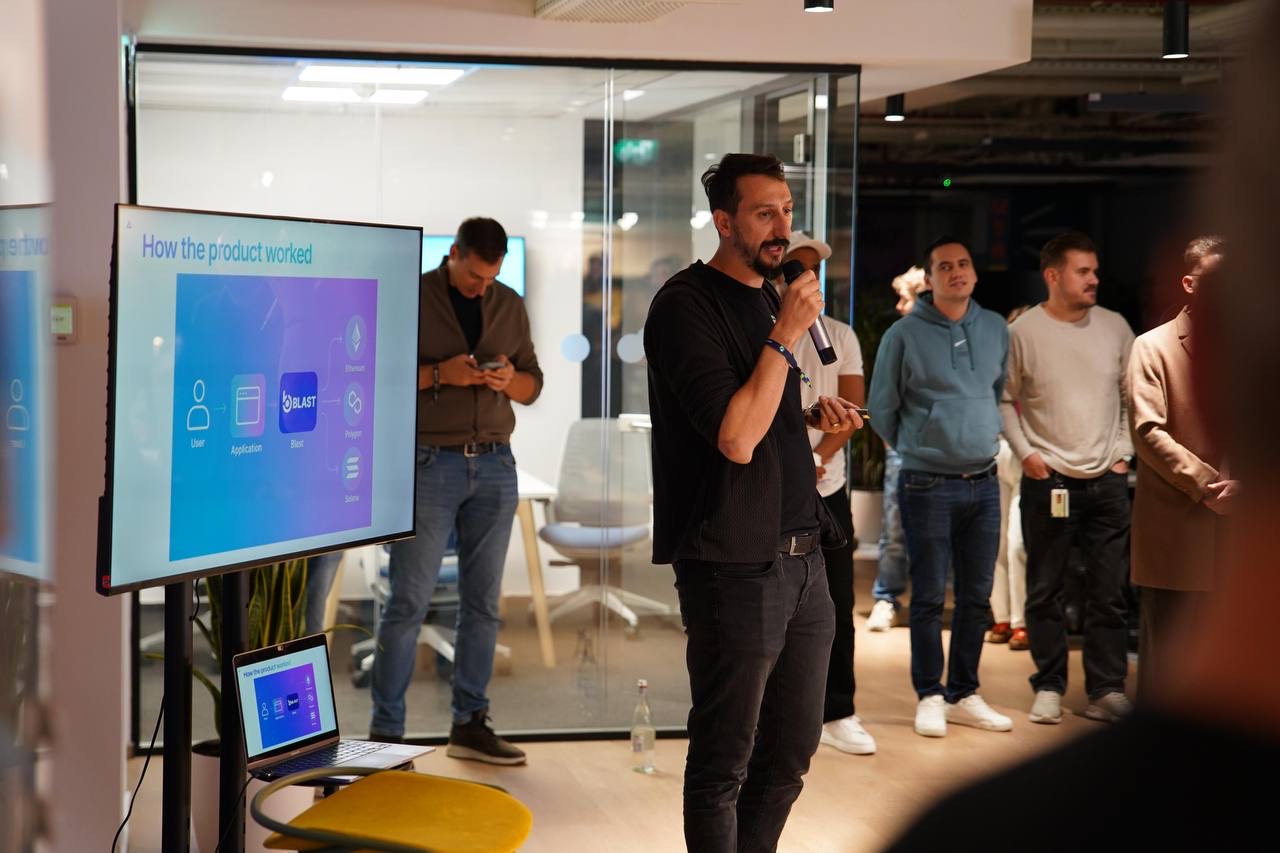 Joburi în IT: O companie americană a cumpărat un startup românesc și va face angajări, la București