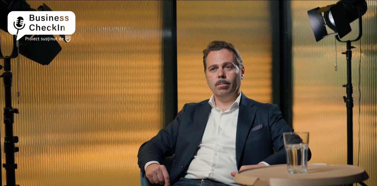 Business CheckIn. Fost bancher, acum antreprenor: Afacerea lui Florin ajută firmele din România să potrivească visurile cu cifrele