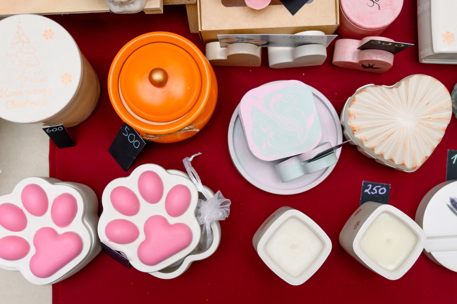 București: Târg de cadouri și produse de la mici afaceri locale