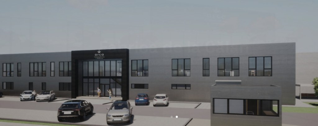 La Călan, firma a pus deja în funcțiune o hală de producție pentru deserturi refrigerate, în care au fost investite 4 milioane de euro/FOTO: senneville.ro