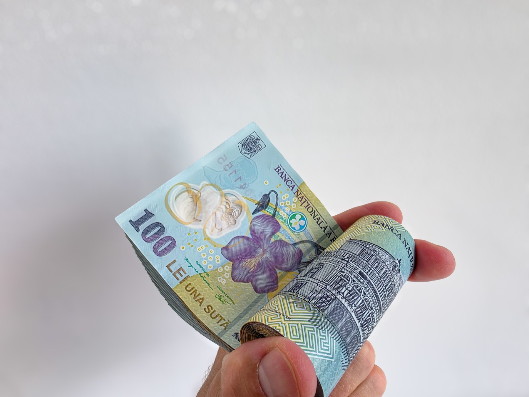 Amenzi mai mari pentru munca „la negru”, de la 1 ianuarie 2026. Ce trebuie să știe firmele