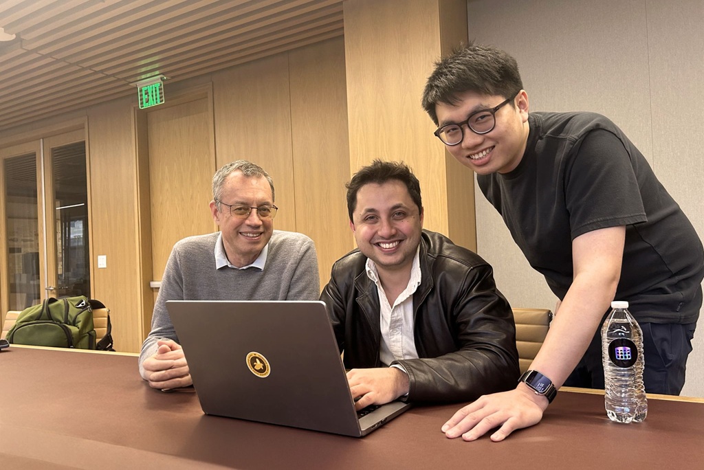 Ion Stoica, Anastasios Angelopoulos și Wei-Lin Chiang