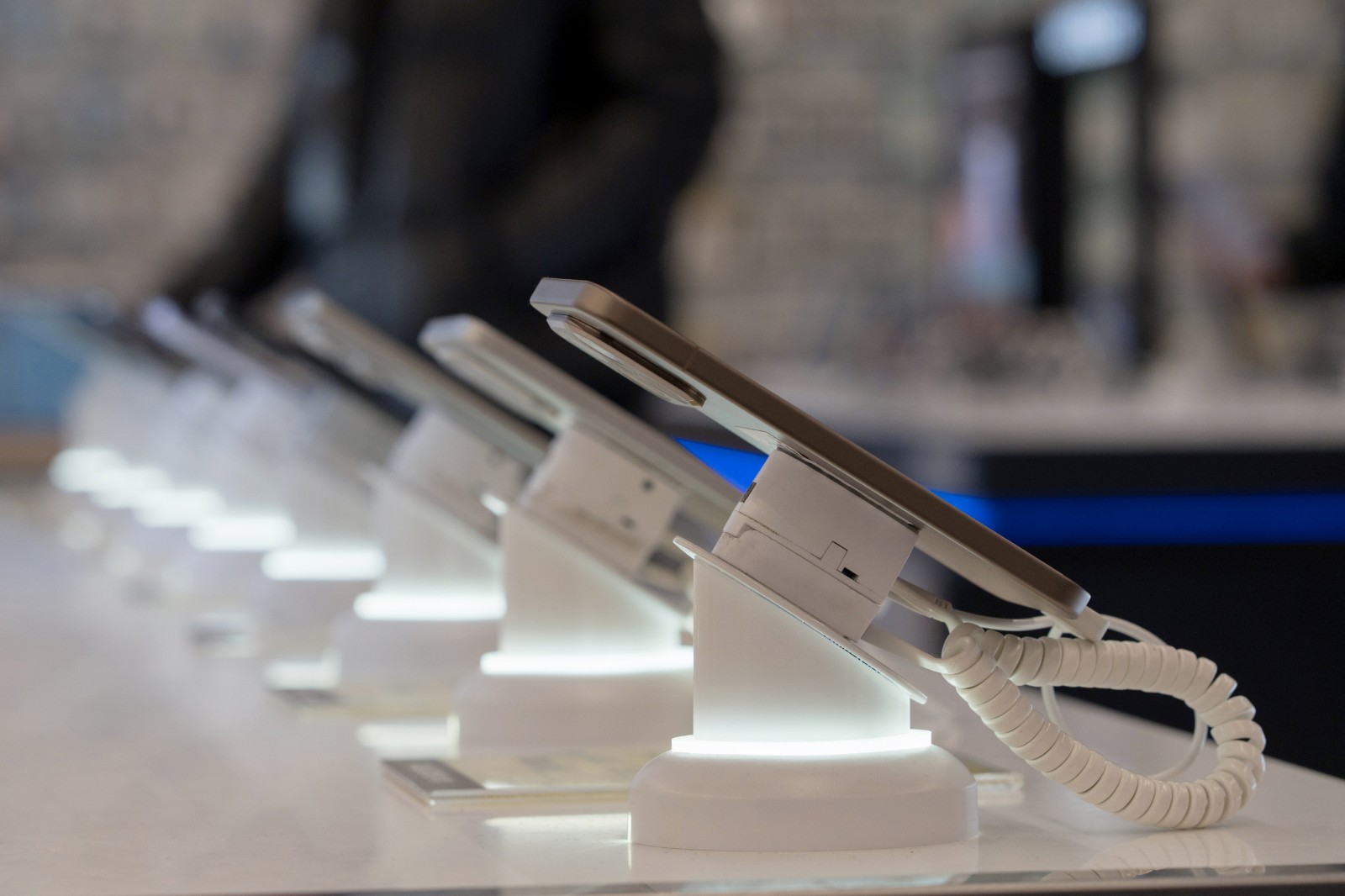 Piața de telefoane a crescut cu 4% de la an la an, în ultimul trimestru din 2025. Cele mai populare branduri