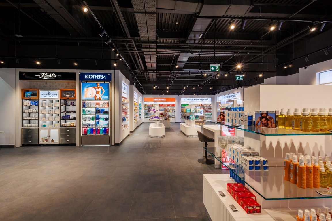 eMAG a deschis în Băneasa un „Beauty Hub”, spațiu fizic dedicat produselor de îngrijire