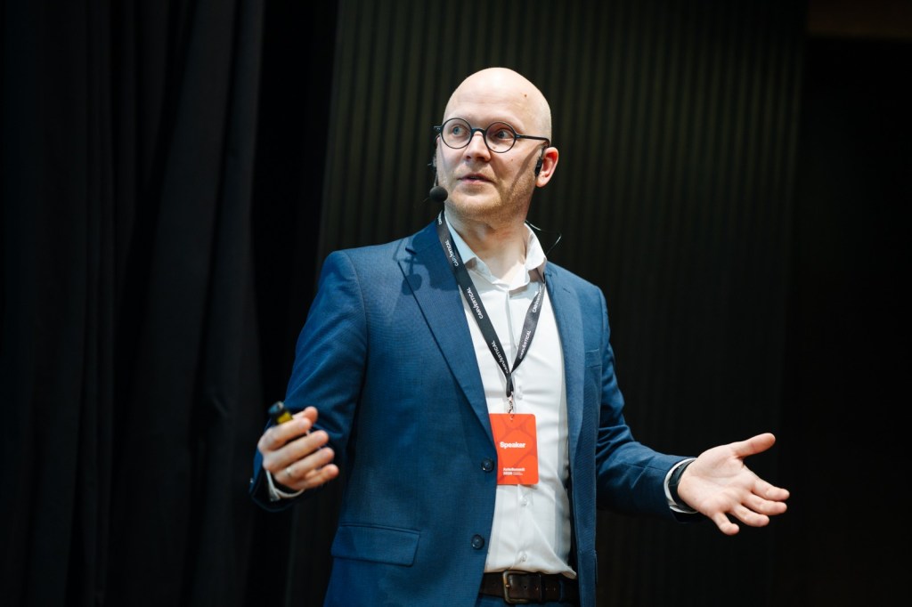 Matas Buzelis, expert în piața auto pentru CarVertical