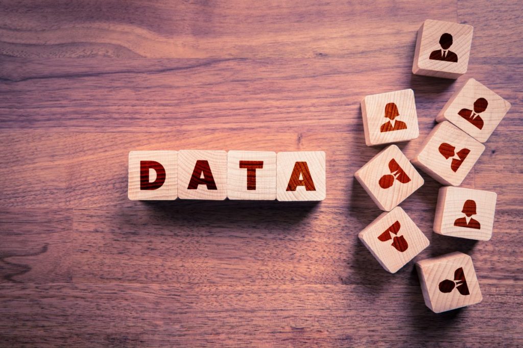 data-mining-dreamstime