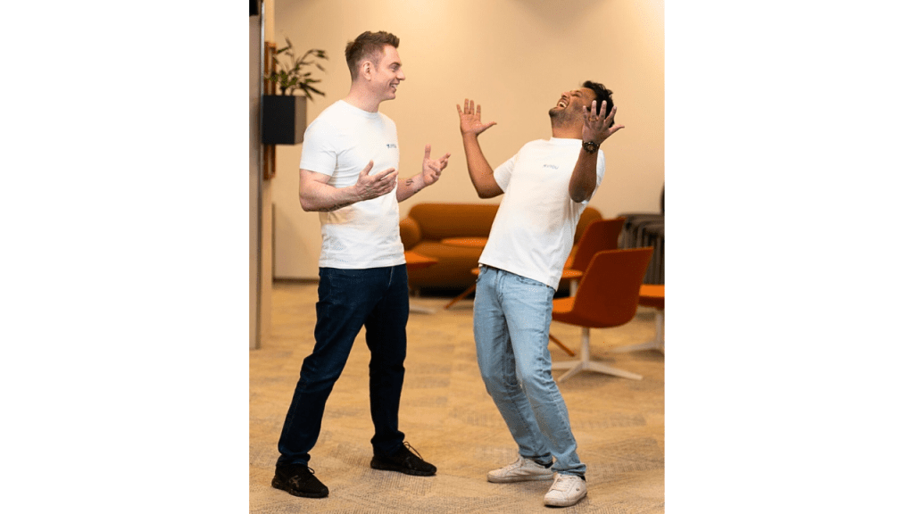 Grégoire Vigroux si Jasseem Allybokus, fondatorii eYou