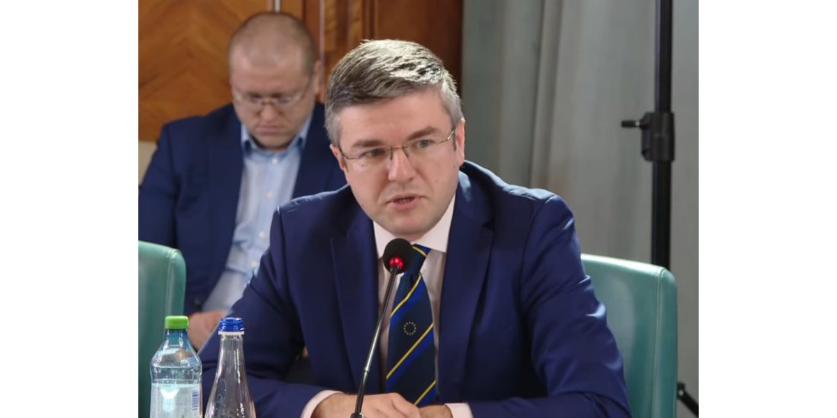 Ministrul Economiei, Irineu Darău