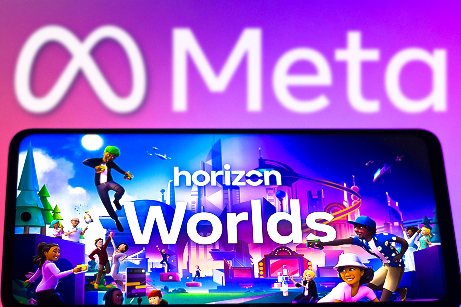 Meta (Facebook) renunță la platforma VR Horizon Worlds, una din ambițiile diviziei de metavers