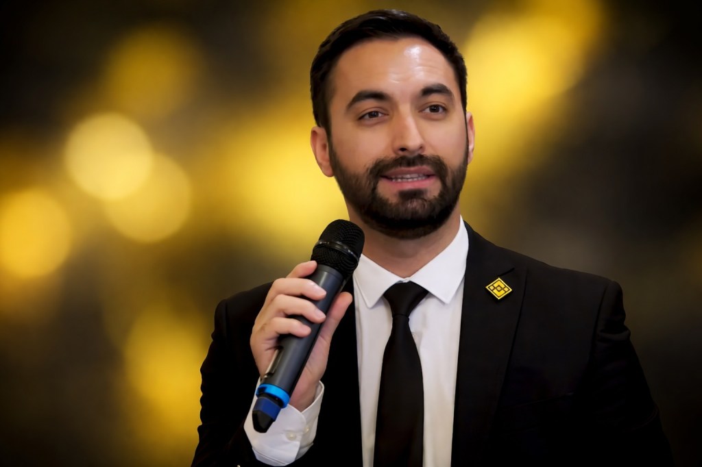 Ilie Puscas - Binance