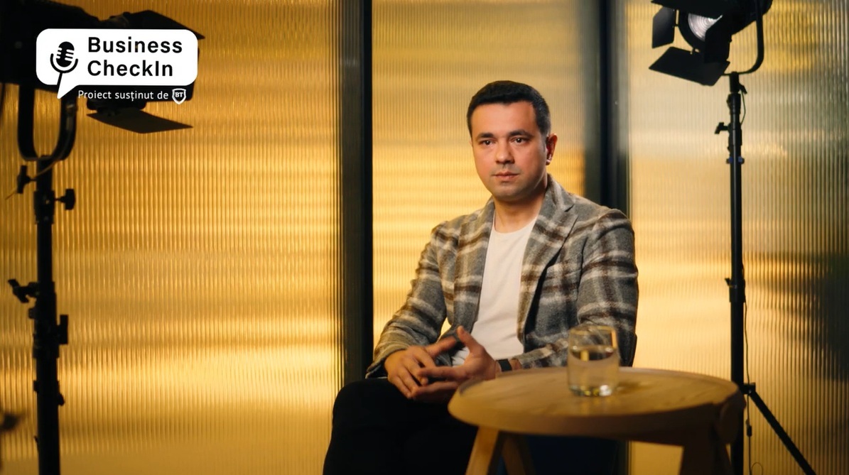 Business CheckIn. Mihai a co-fondat un startup de inteligență artificială care automatizează procesele din IMM-uri. „AI-ul încă nu poate înlocui pe cineva”