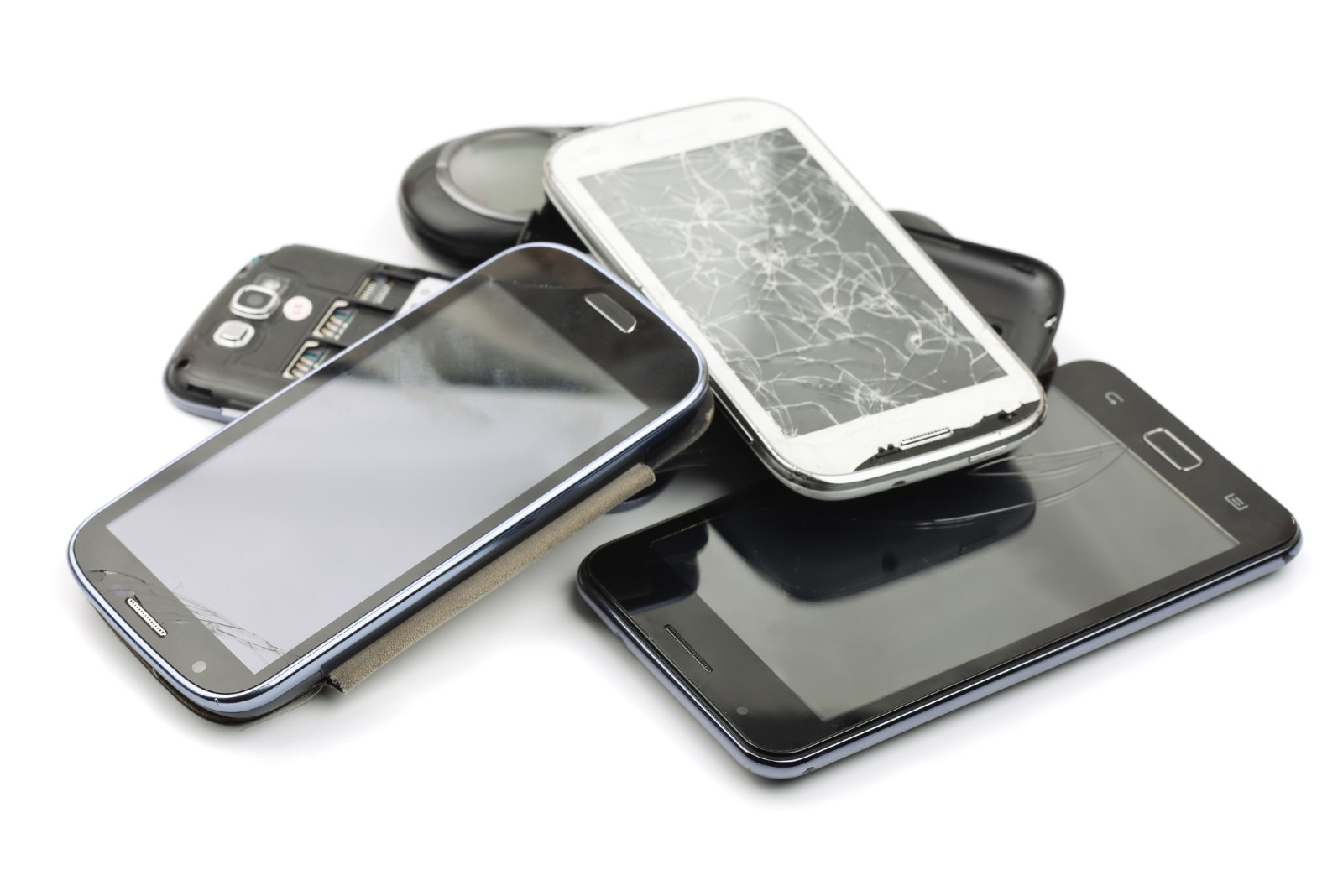 Românii își pot vinde telefoanele vechi către YOXO (Orange România), printr-un parteneriat cu firma de recondiționări Recommerce