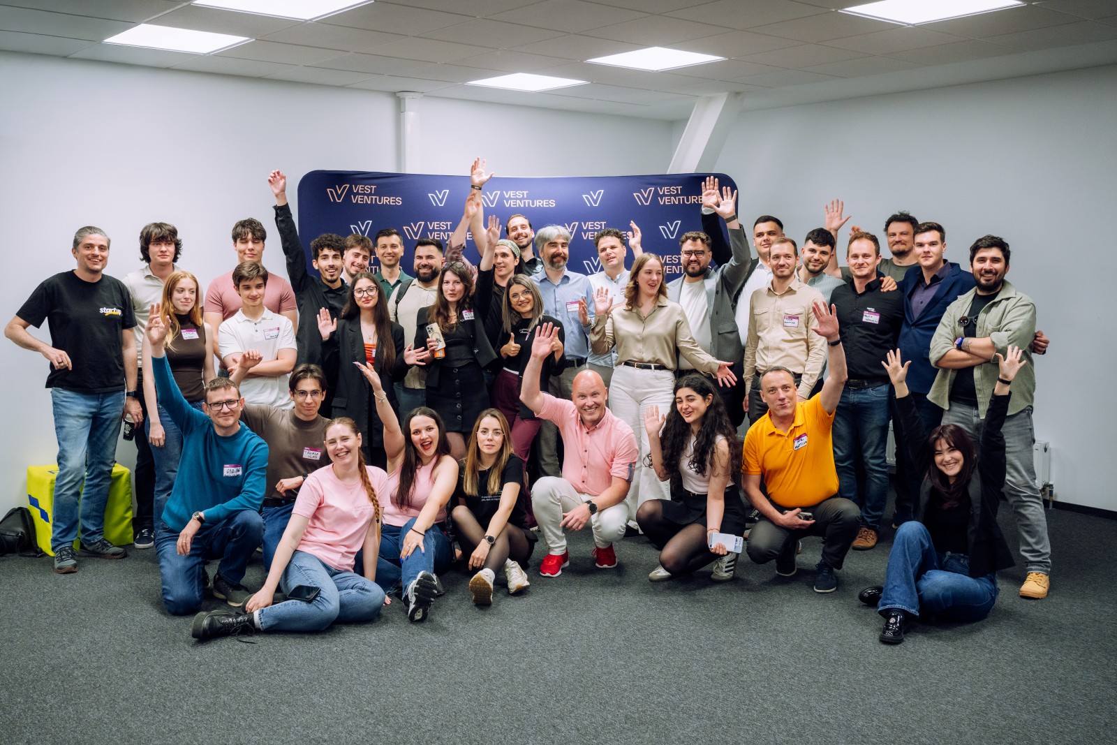 26 de startup-uri au absolvit primul program de Pre-Accelerare Vest Ventures