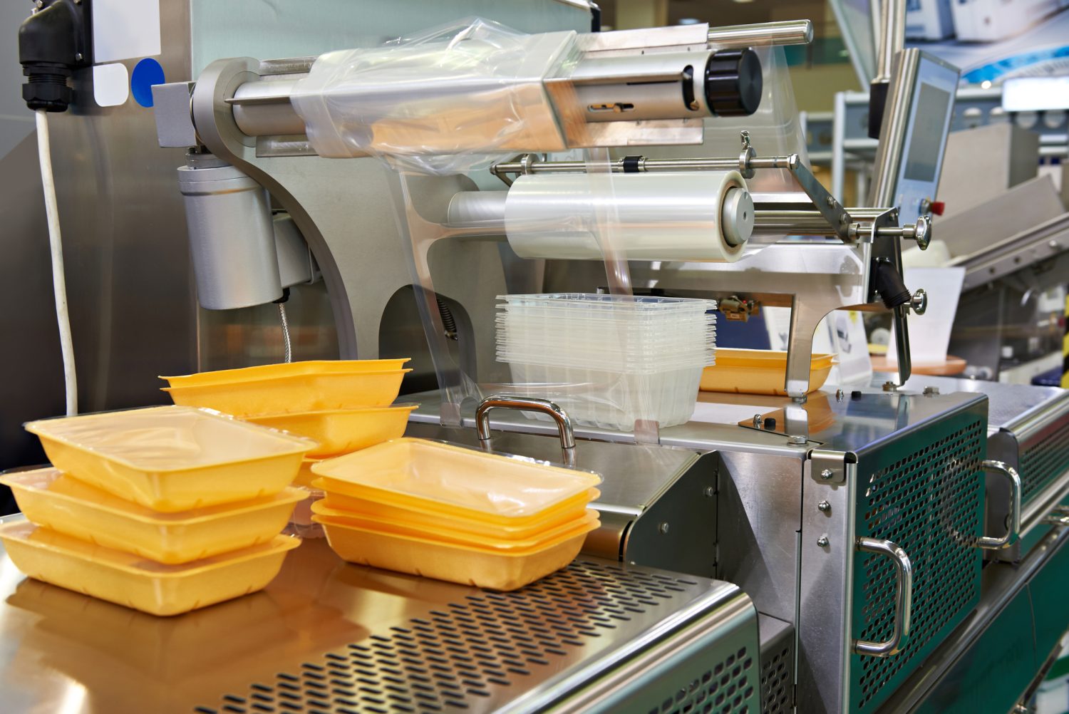Materialele pentru ambalaje s-au scumpit cu până la 70% pe fondul războiului din Orientul Mijlociu. CEO Exonia: „Industria nu mai poate concura doar prin preț”