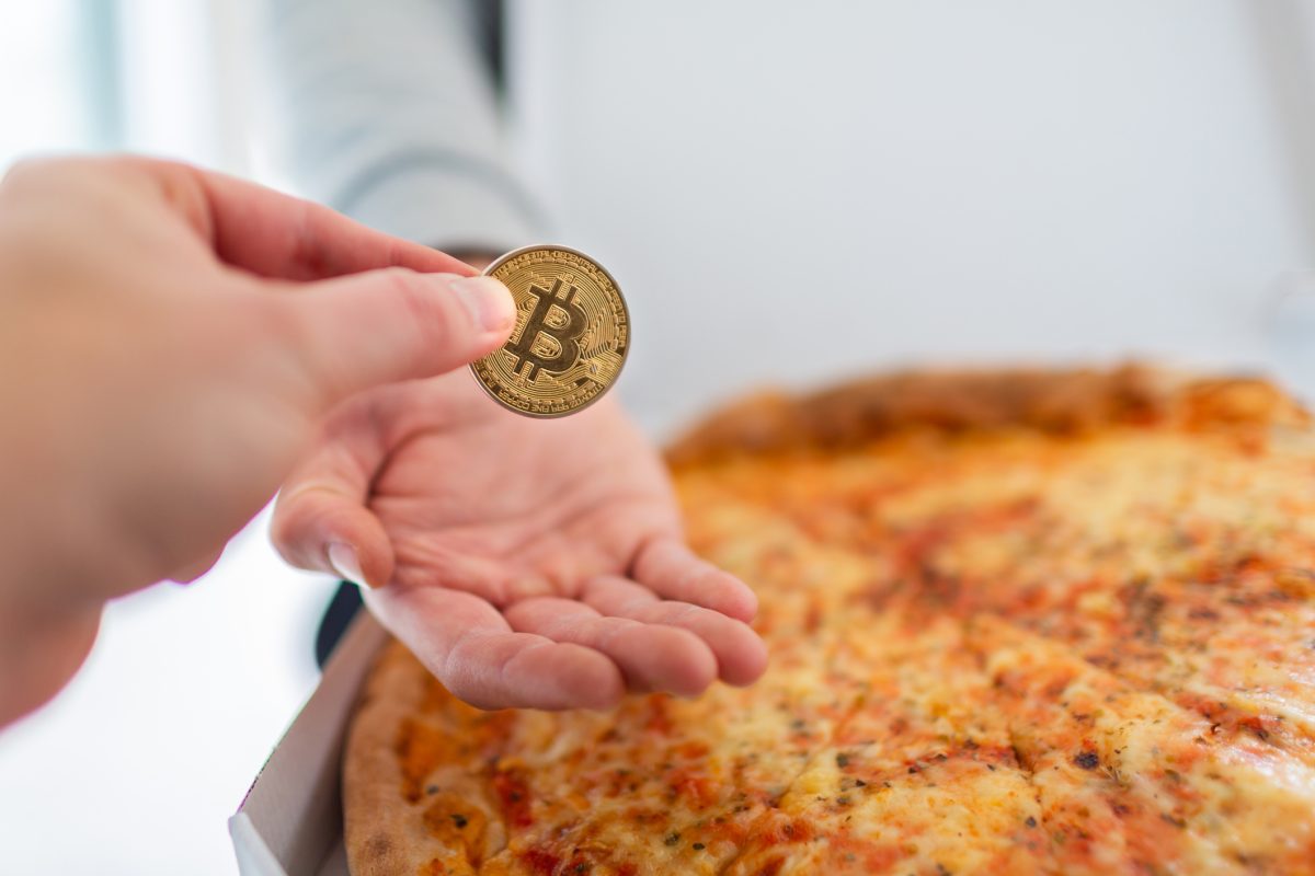 Bitcoin Pizza Day: Tranzacția de 41 de dolari care a deschis drumul către un activ de 1,5 trilioane de dolari