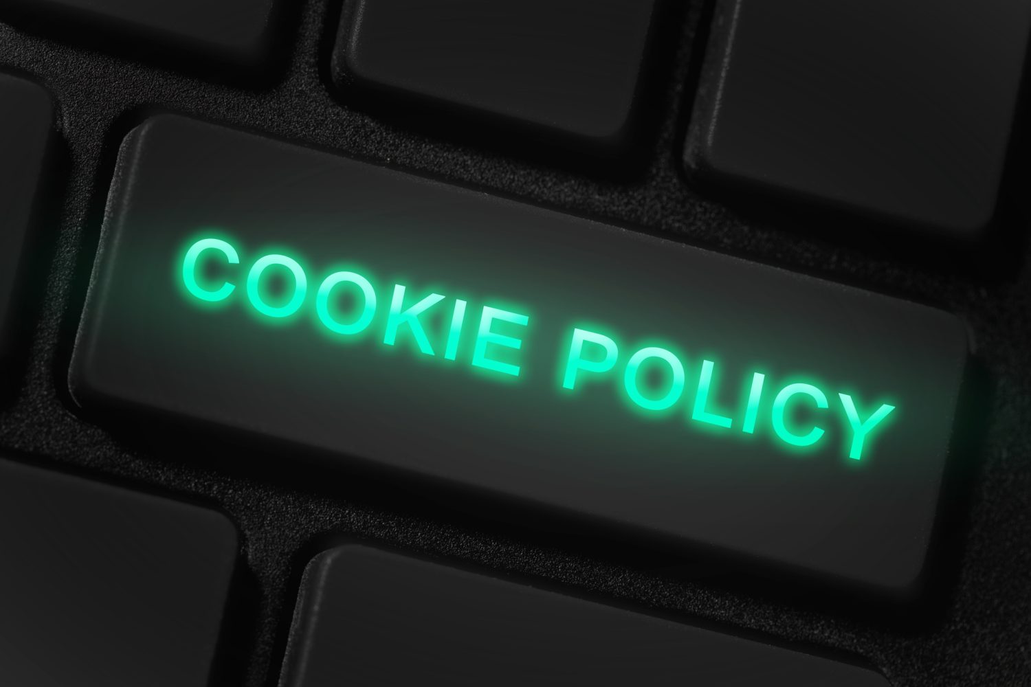 Platformă online pentru asociațiile de proprietari din România, amendată cu mii de lei pentru cookie-uri