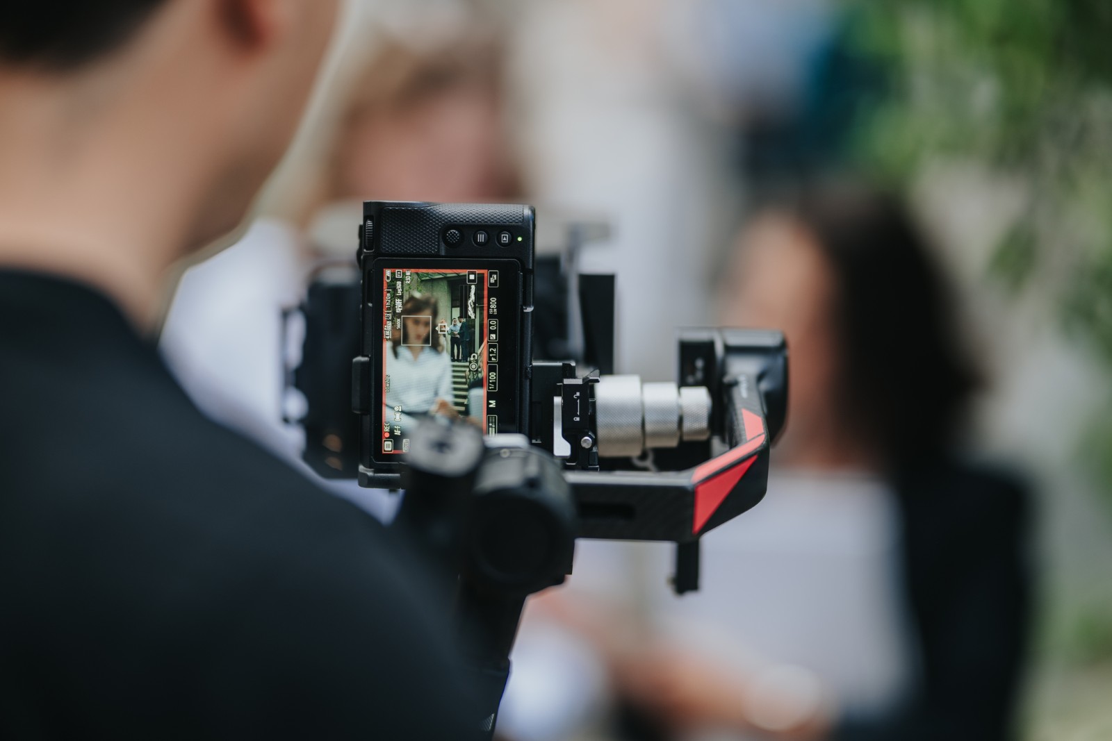 Cum a arătat piața mass-media din România, între 2025 și 2026: Conținutul video din mediul online, preferat de români / Record al cheltuielilor de publicitate (studiu)