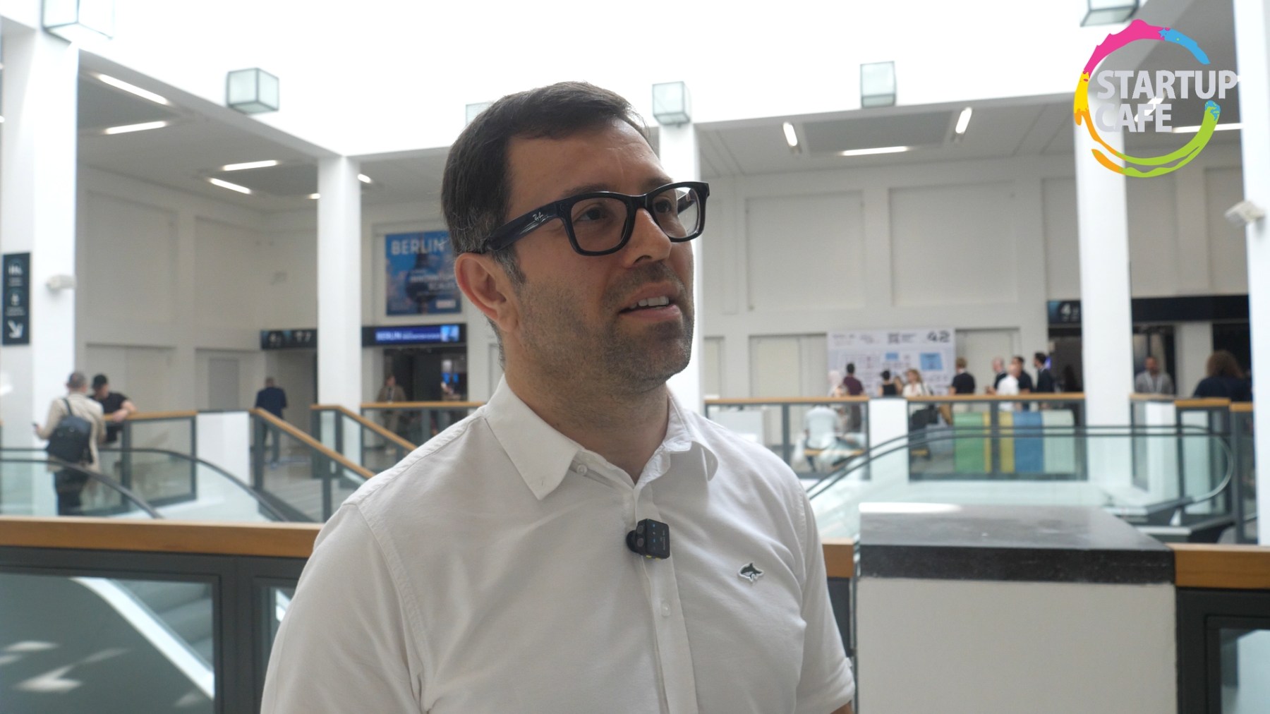 VIDEO „Avem oportunitatea să dominăm”. Un român care lucrează pentru o firmă AI susținută de Google, despre viitorul startup-urilor europene