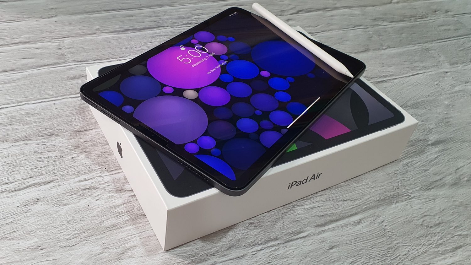 Apple pregătește noi modele de iPad. iPad mini și iPad Air ar urma să primească ecrane OLED