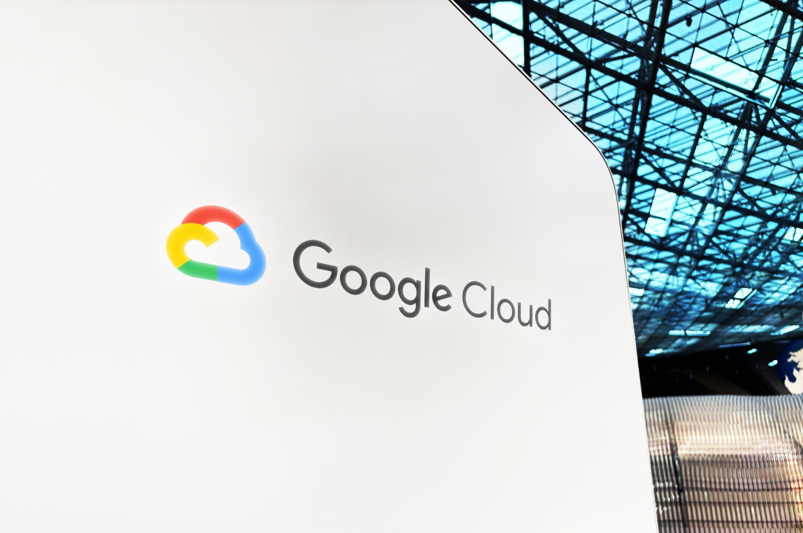 Oracle, parteneriat cu Google Cloud pentru integrarea modelelor Gemini în aplicații pentru întreprinderi