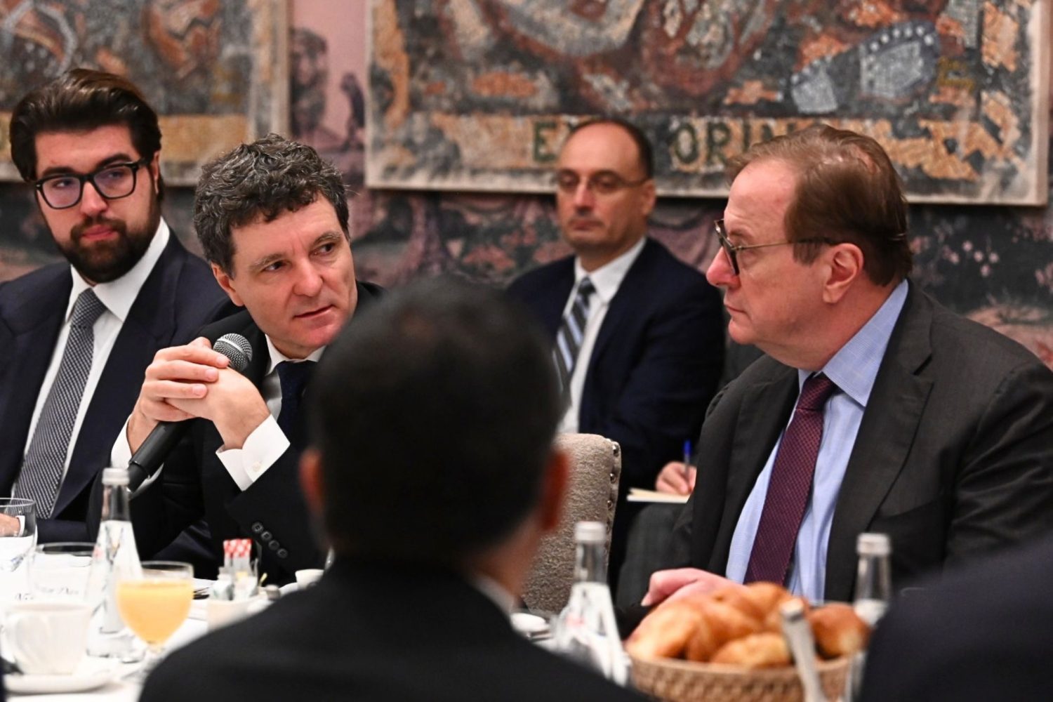 O companie românească propune la New York un nou model pentru infrastructura flancului estic NATO: cine poate construi și repara rapid ar deveni criteriu strategic