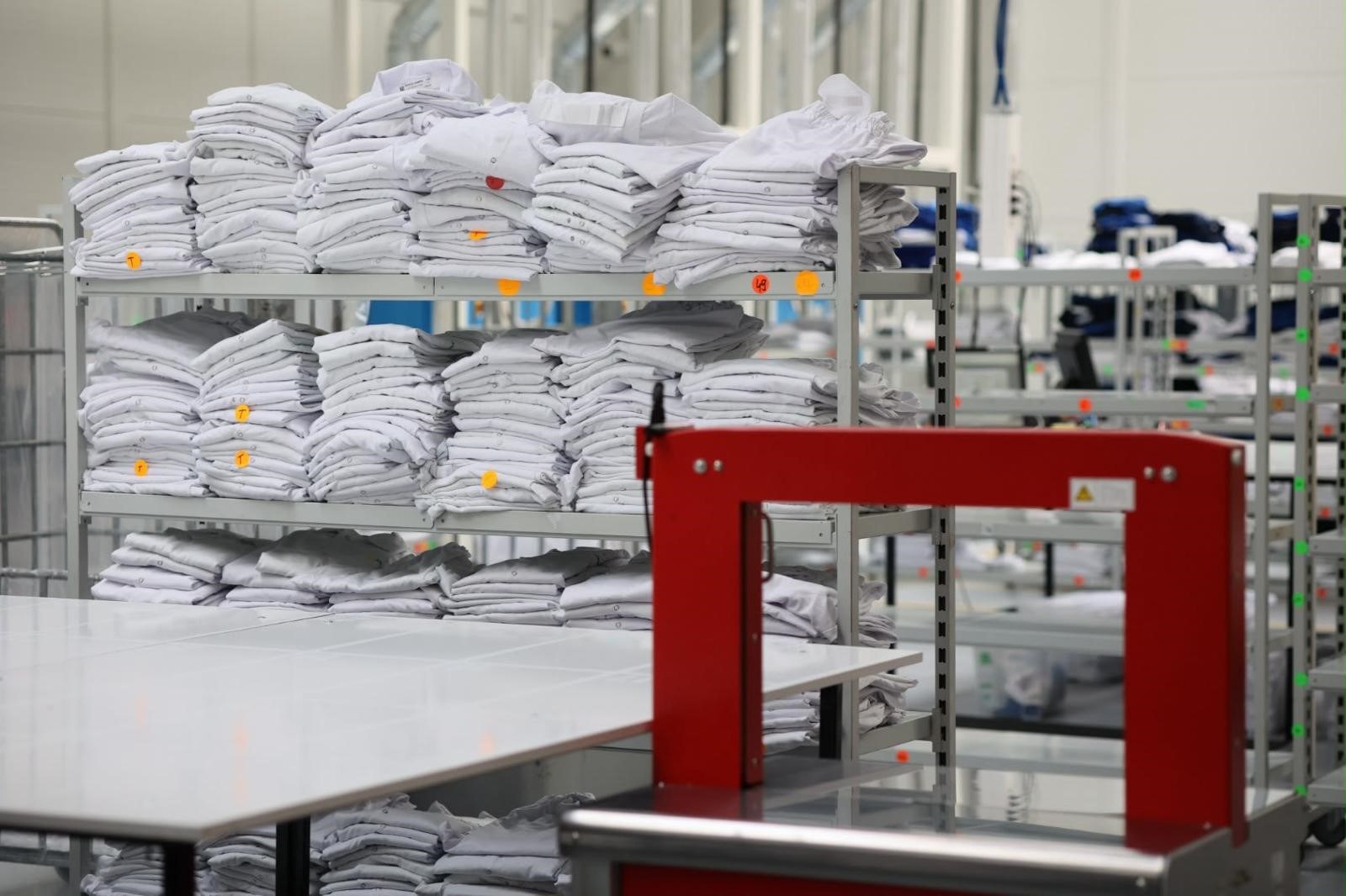 O companie germană investește aproximativ 3 milioane EUR într-o spălătorie industrială deschisă la Brașov