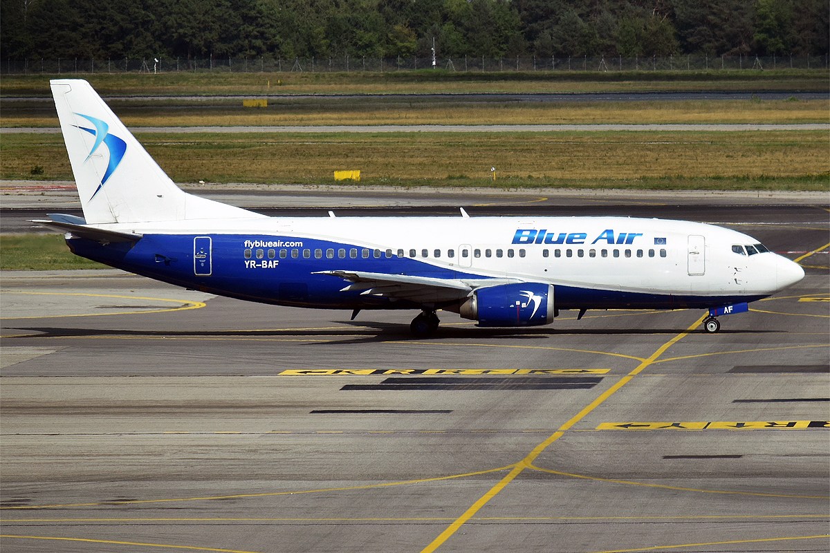 Cine se află în spatele afacerii care a cumpărat avionul Blue Air blocat sub un pod. Fostă directoare în administrația Firea, parteneră de afaceri cu cumnata primarului Negoiță